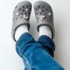 CROCS STYLE GREY