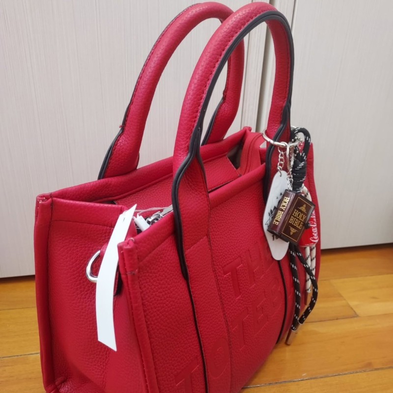 TOTE MINI RED +CHARMS