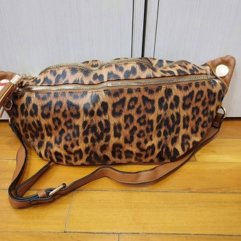 BANANA CAMEL LEOPARD