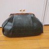 CLUTCH CROCO OLIVE